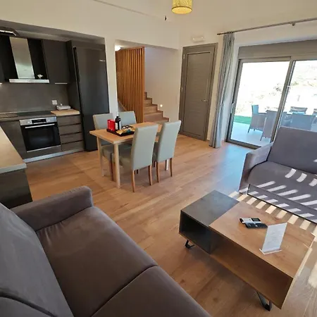 Vakantiehuis Tago *