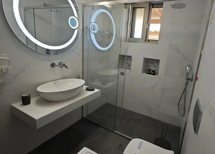 Tago Элафонисси